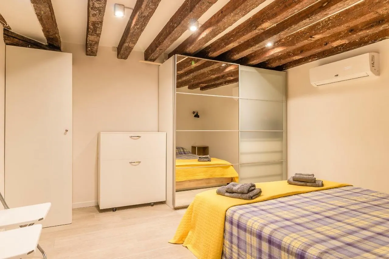 Ramo Delle Moschette Apartment Venice Италия